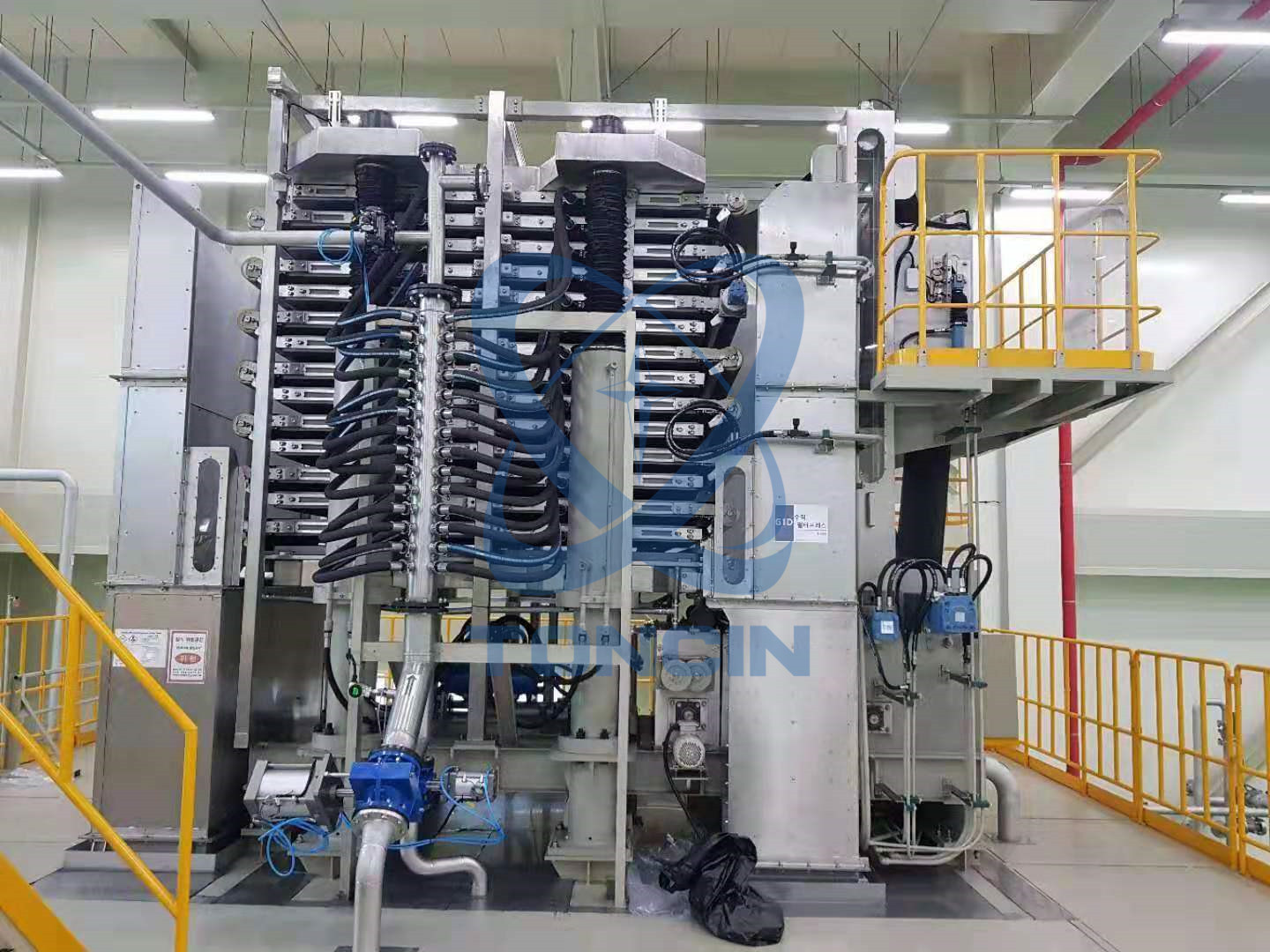 China Hvpf Vertical Automatic Filter Press 