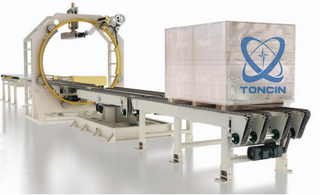 Strech Wrapping Machines Robot Wrapper online dengan Conveyor 